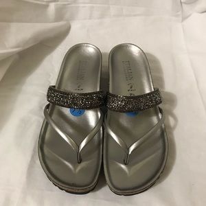 Comfortable sandals
